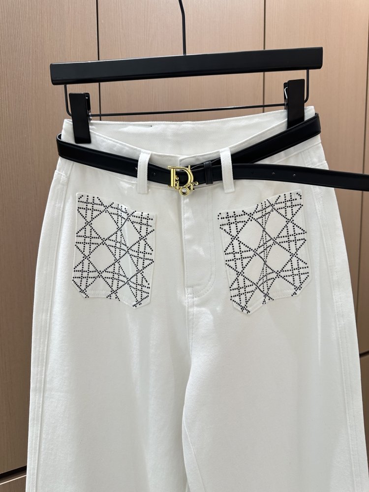 Джинсы женские фото 3