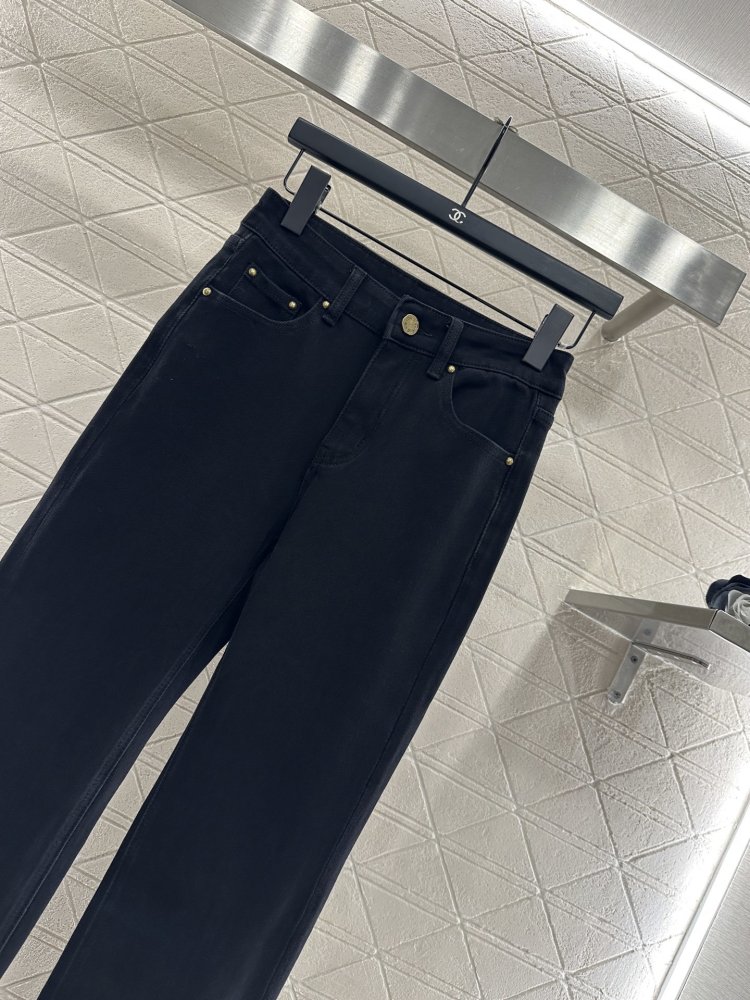 Джинсы женские фото 3