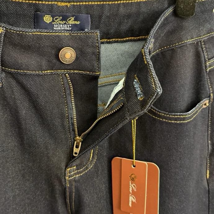 Джинсы женские фото 3