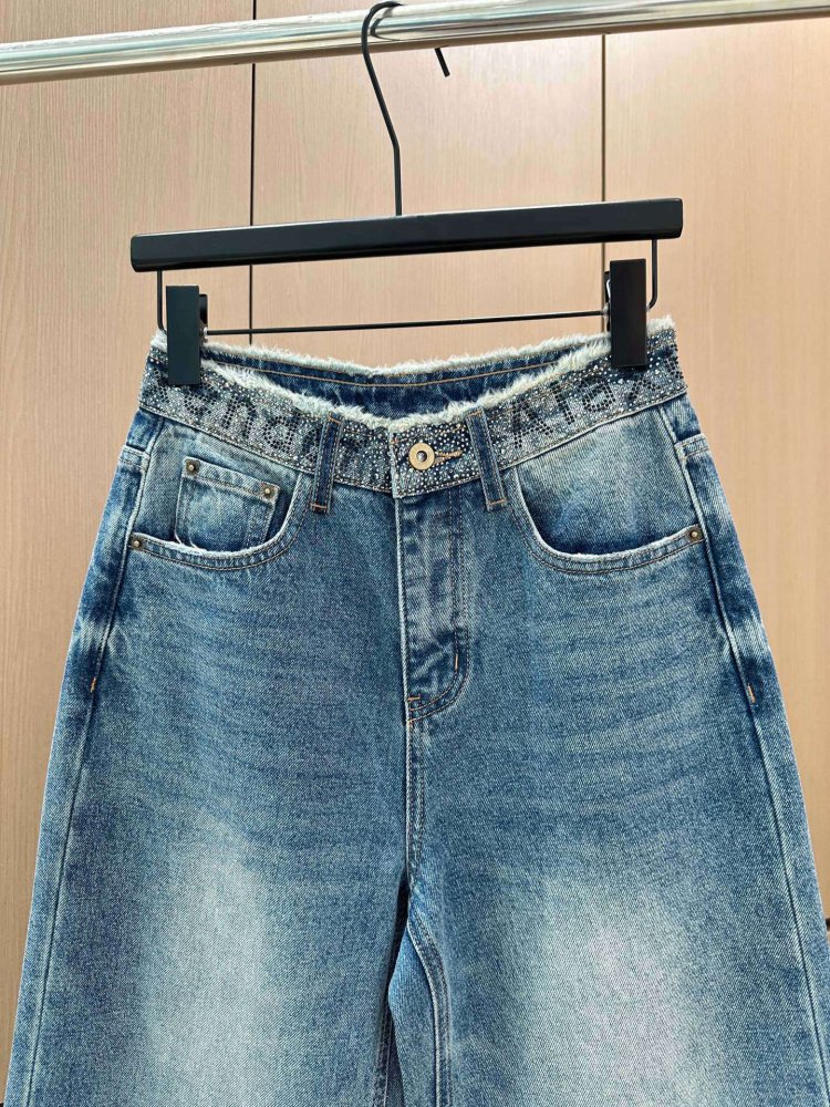 Джинсы женские фото 3