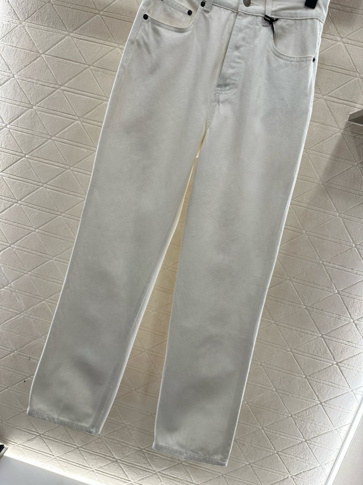 Джинсы женские фото 3