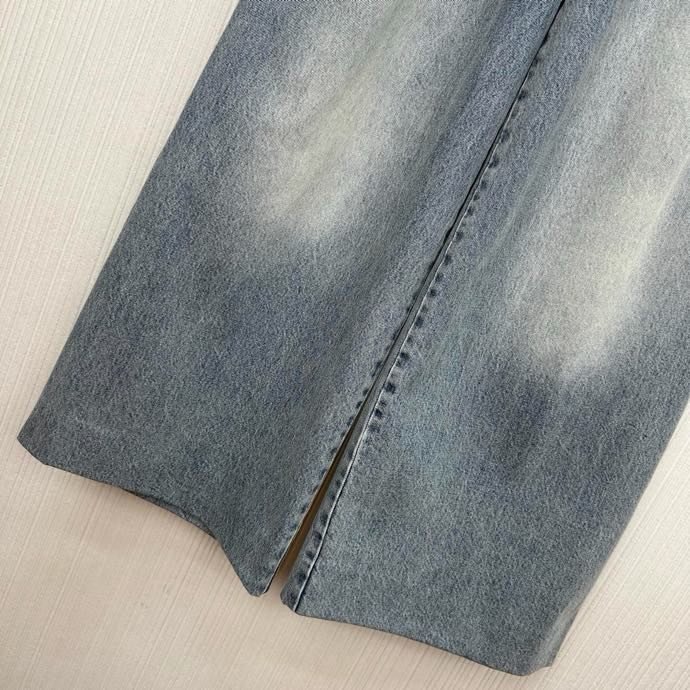 Джинсы женские фото 3