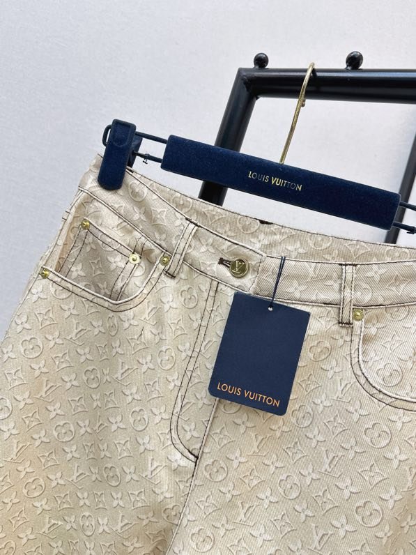 Джинсы женские фото 3