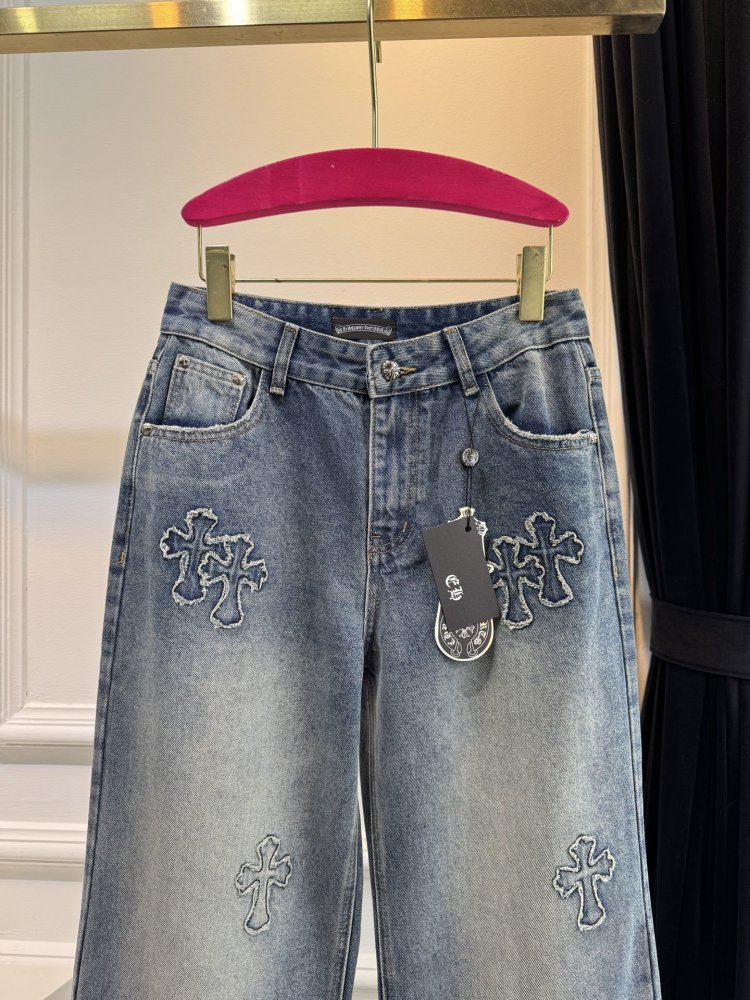 Джинсы женские фото 3