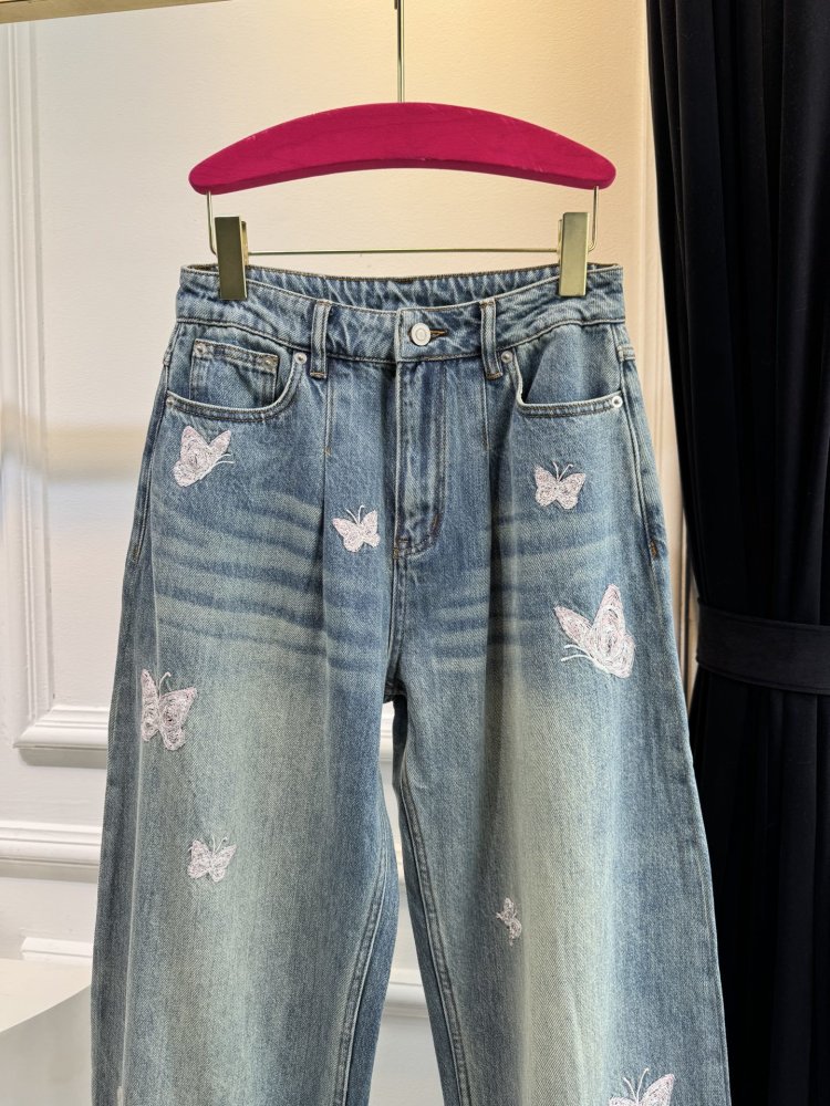 Джинсы женские фото 3