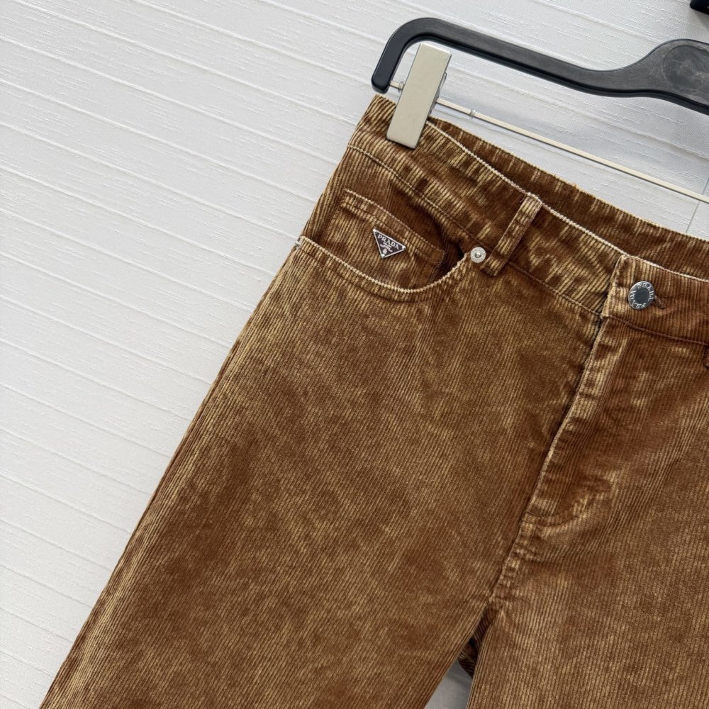 Джинсы женские фото 3