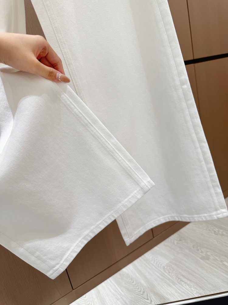 Джинсы женские фото 4