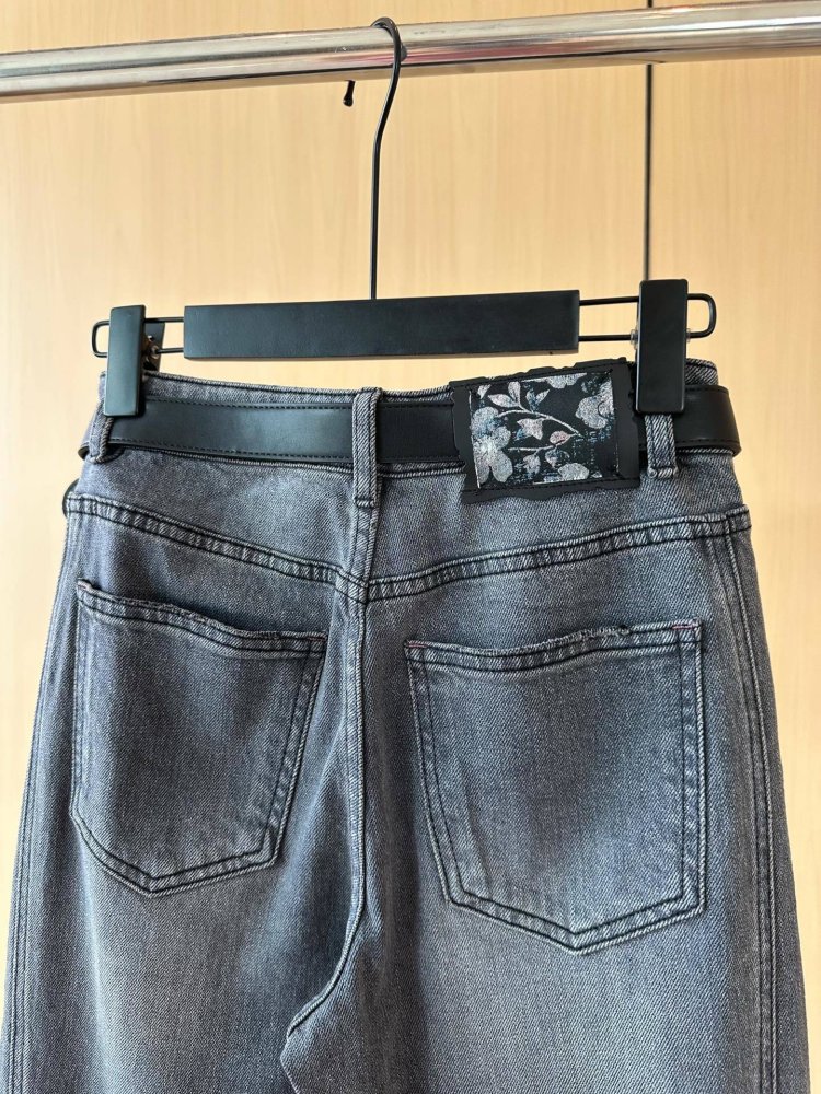 Jeans women's фото 4