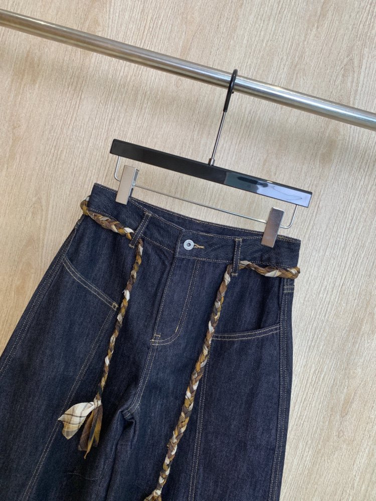 Джинсы женские фото 4