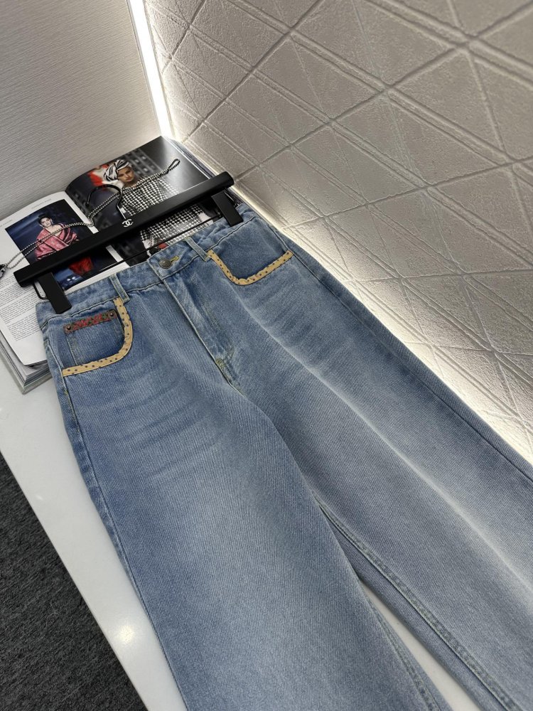 Джинсы женские фото 4