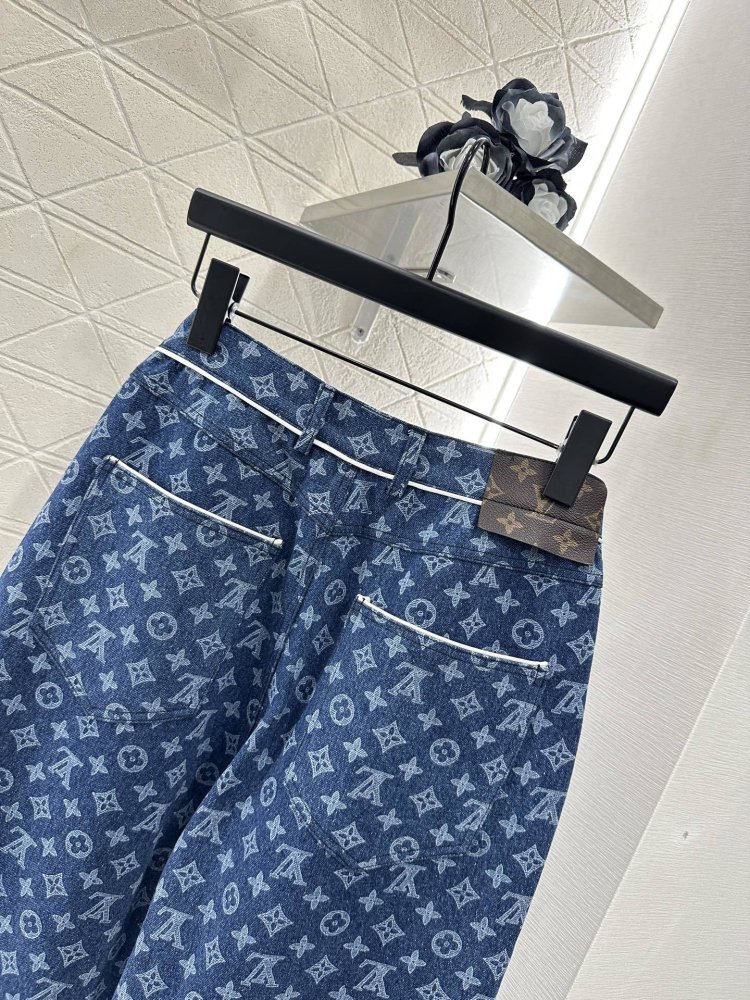 Джинсы женские фото 4