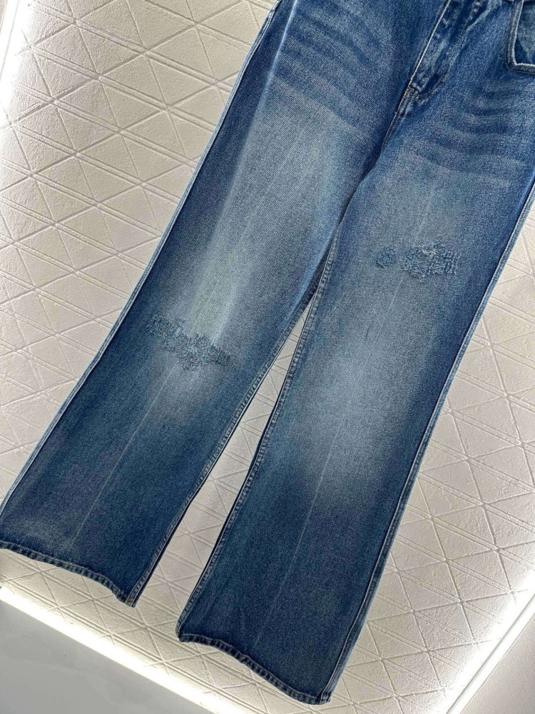 Джинсы женские фото 4