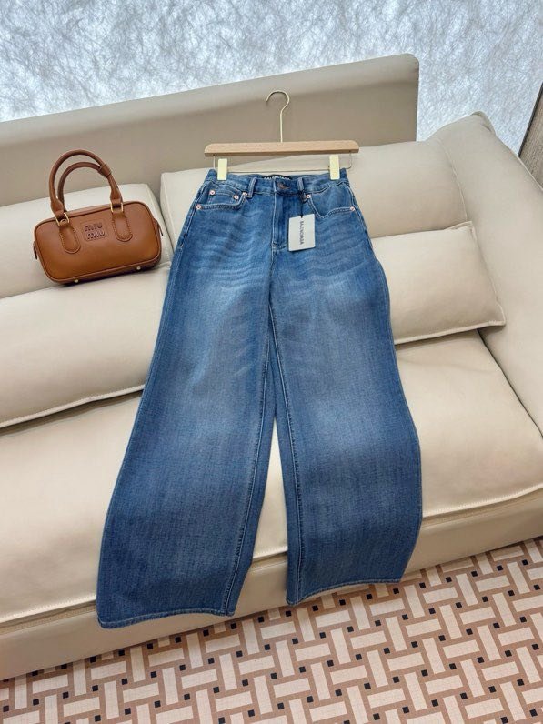 Джинсы женские фото 4