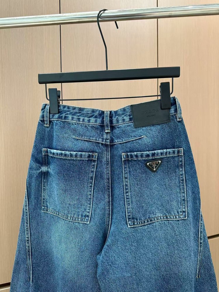 Джинсы женские фото 4