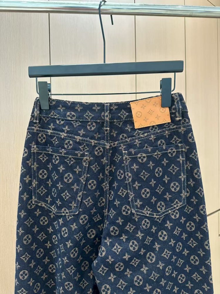 Джинсы женские фото 4