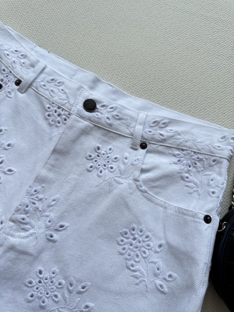 Джинсы женские фото 4