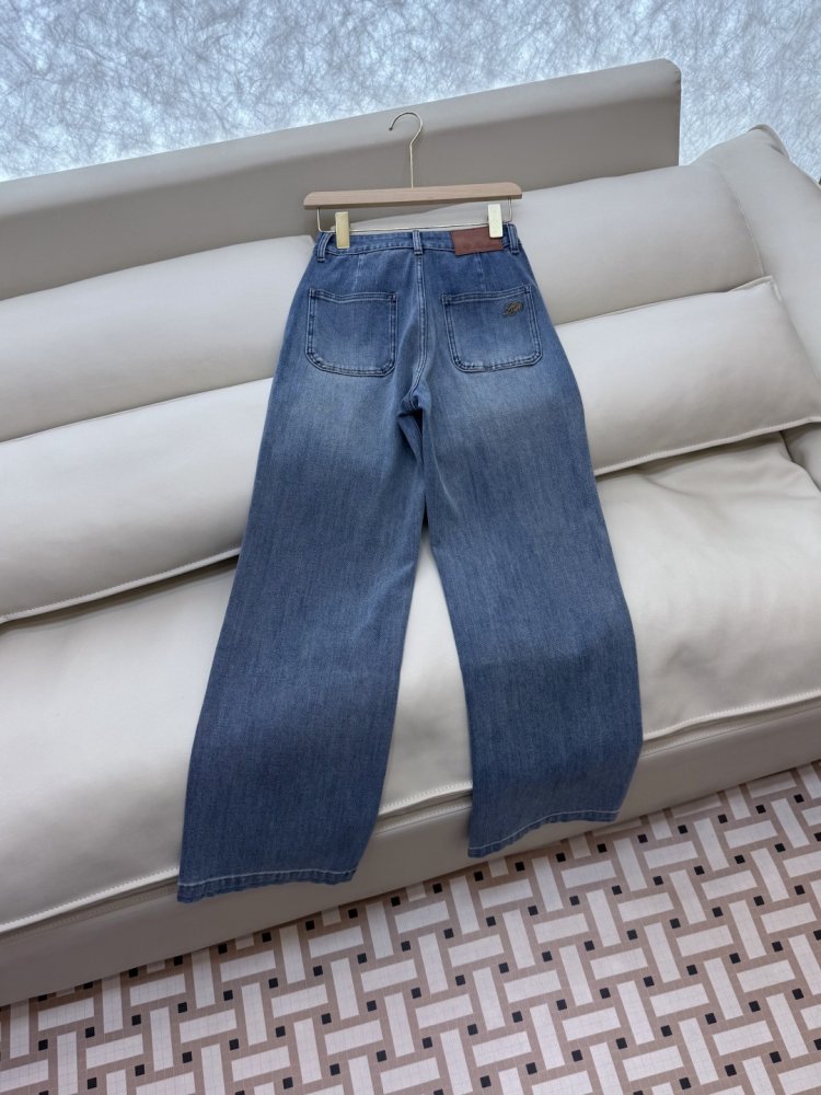 Джинсы женские фото 4