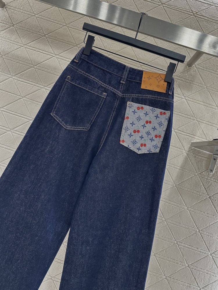 Джинсы женские фото 4