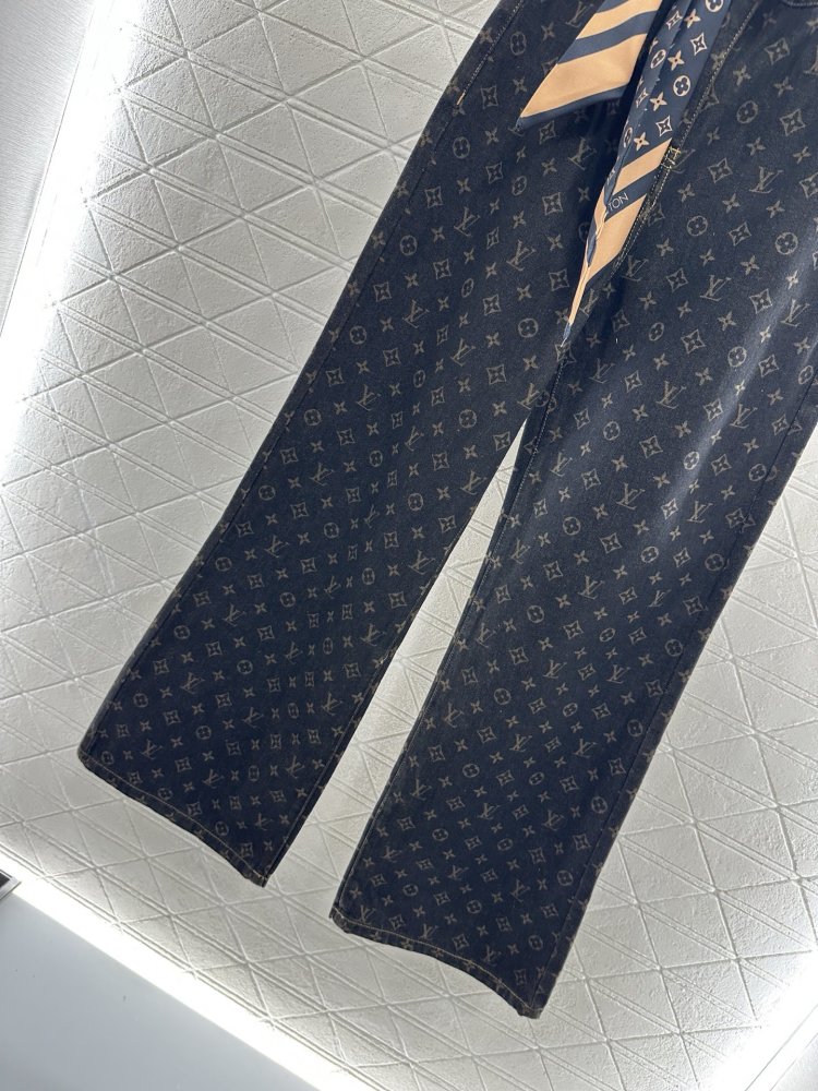 Джинсы женские фото 4