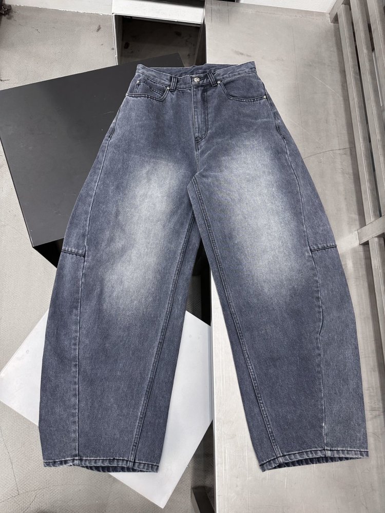 Джинсы женские фото 4