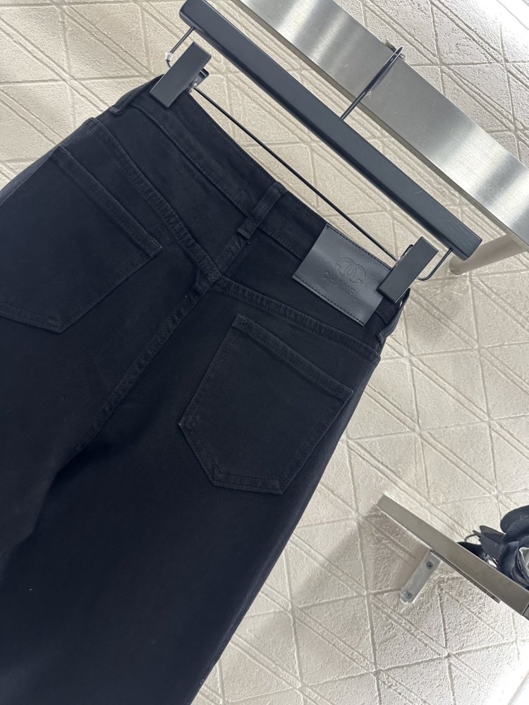 Джинсы женские фото 4