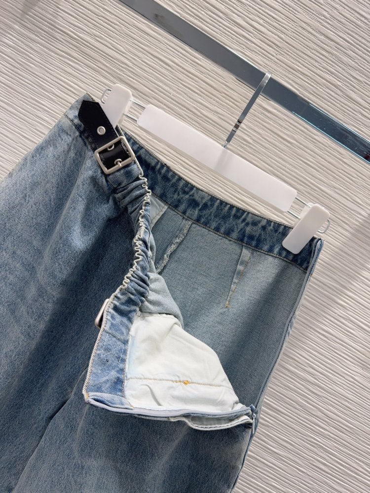 Джинсы женские фото 4