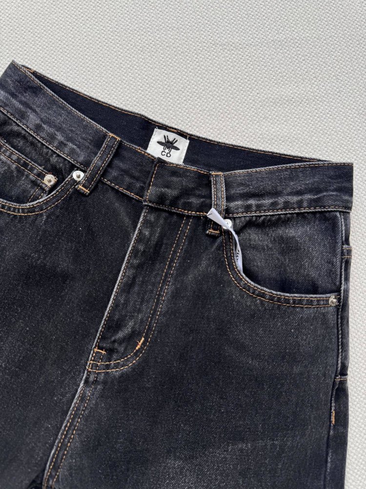 Джинсы женские фото 4