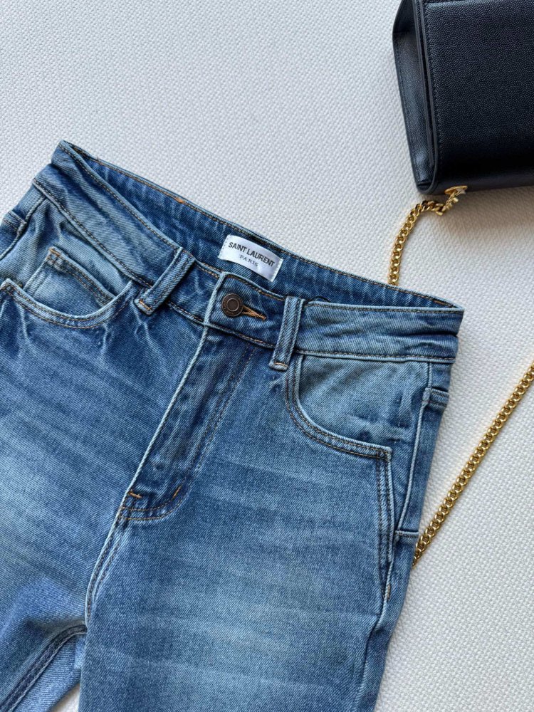 Джинсы женские фото 4