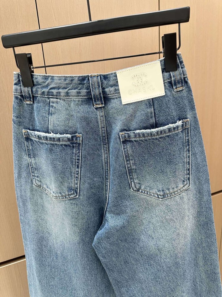 Джинсы женские фото 4