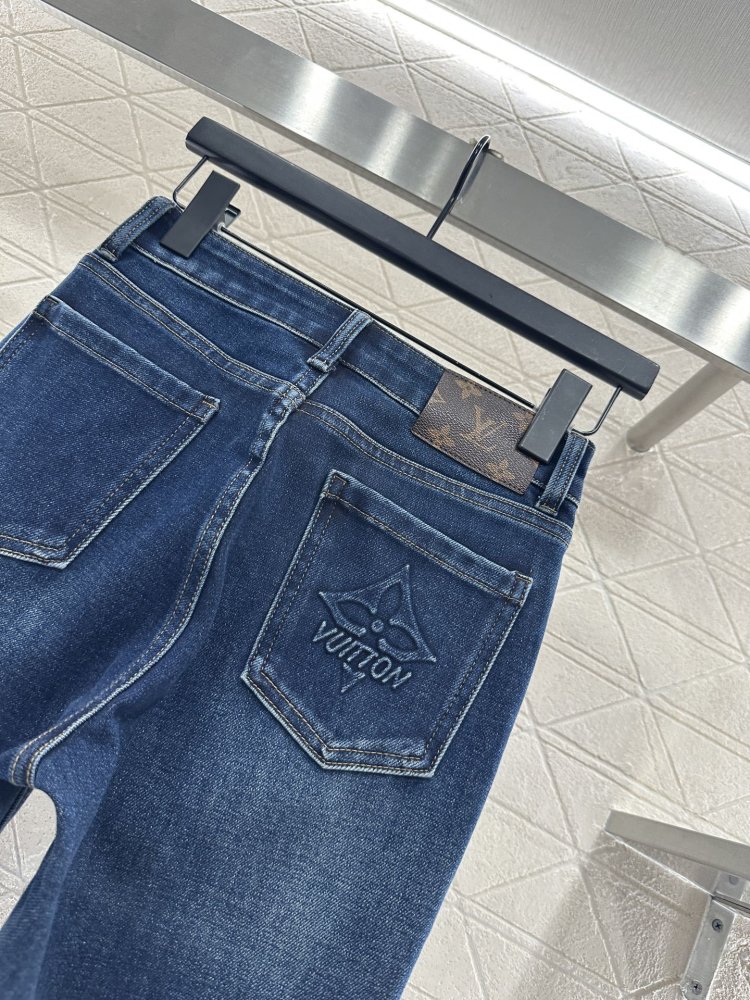 Джинсы женские фото 4