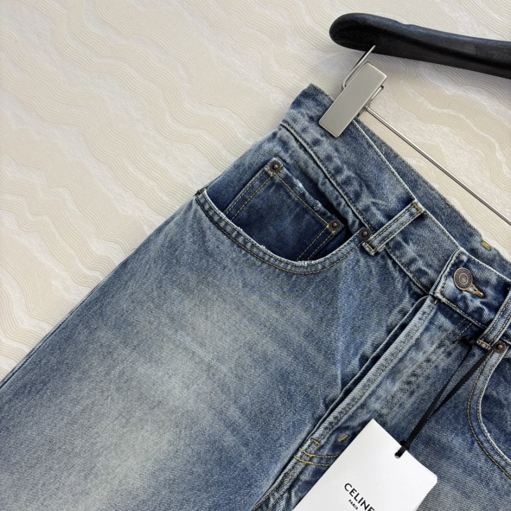 Джинсы женские фото 4