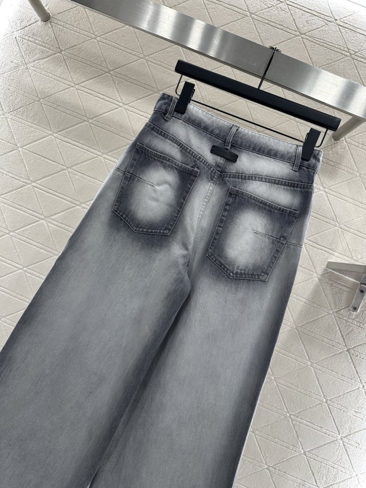 Джинсы женские фото 4