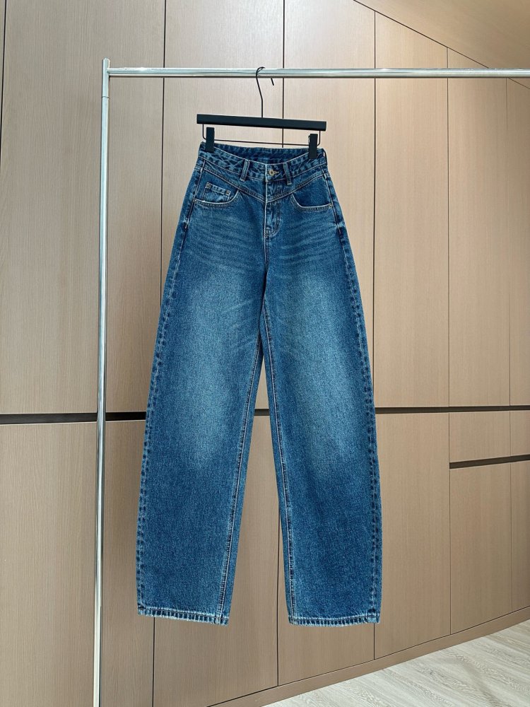 Джинсы женские фото 4