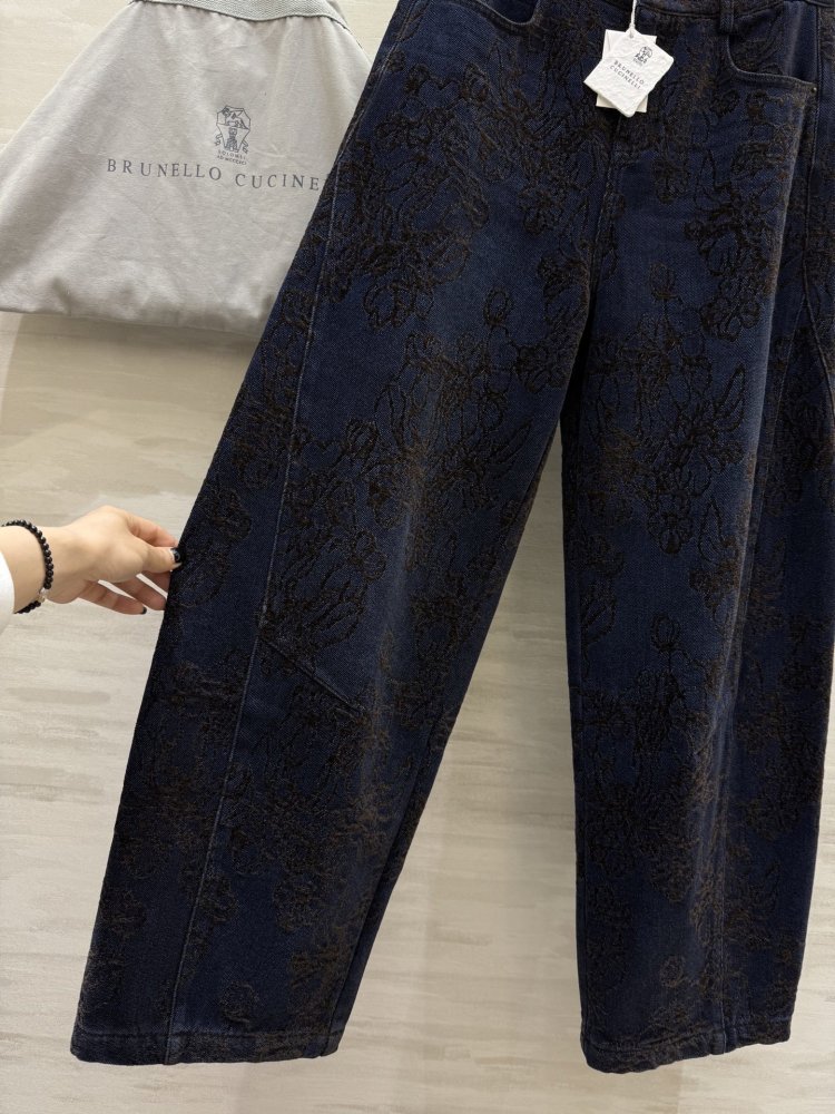 Jeans women's фото 4