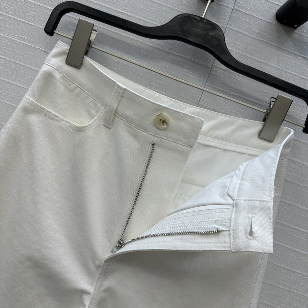 Джинсы женские фото 4