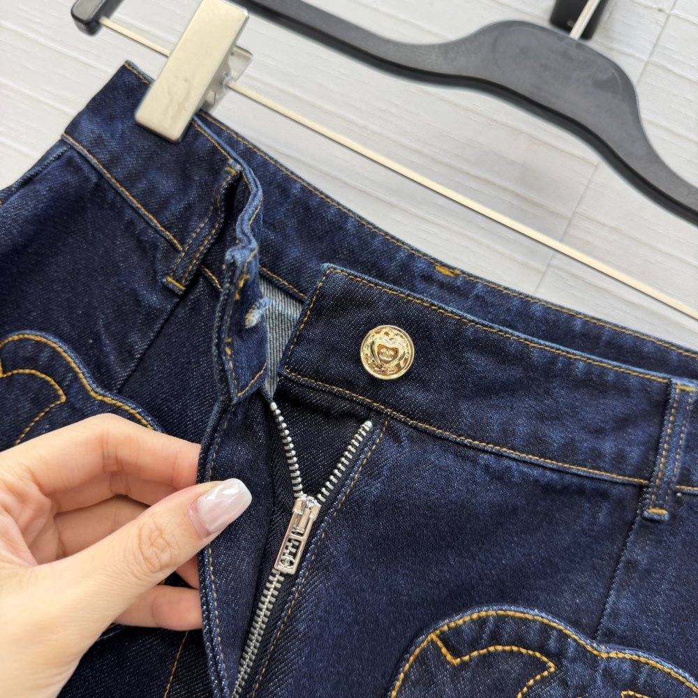 Джинсы женские фото 4