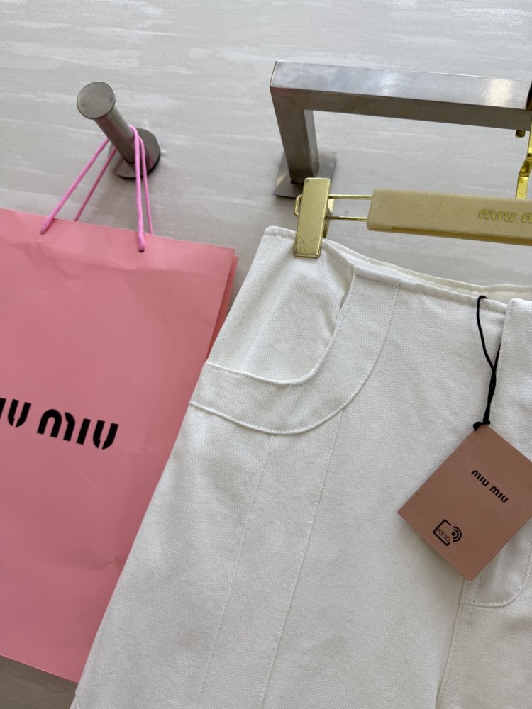 Джинсы женские фото 5