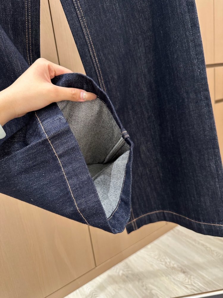 Джинсы женские фото 5