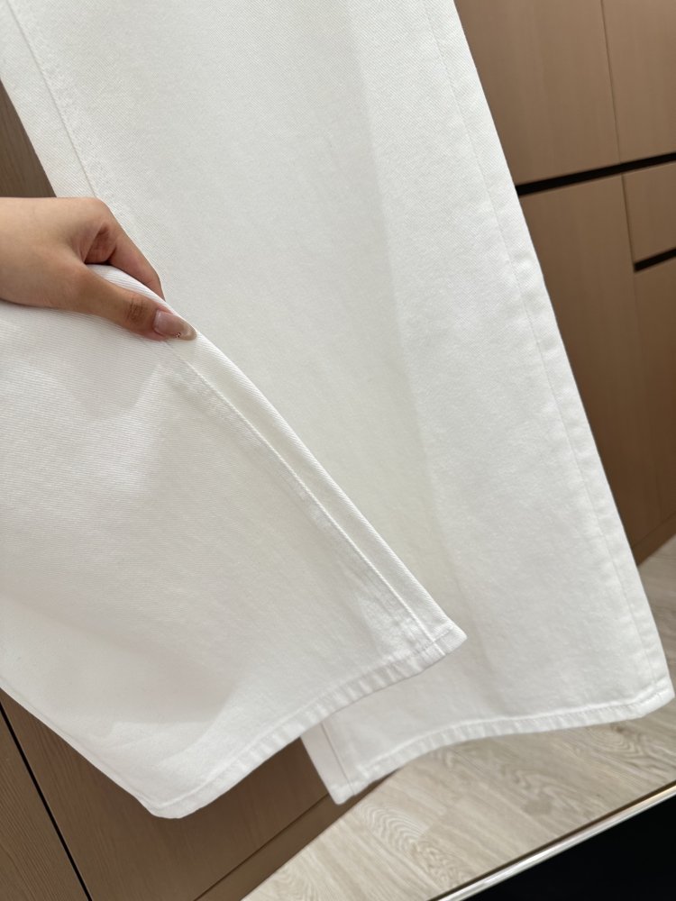 Джинсы женские фото 5