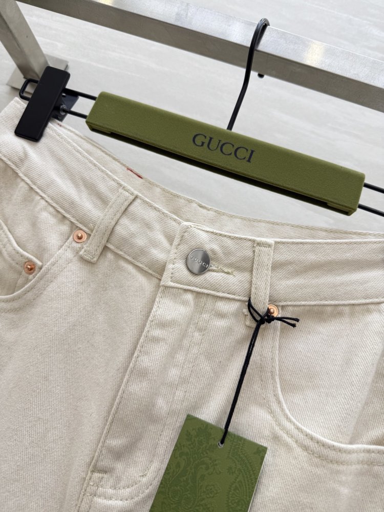 Джинсы женские фото 5