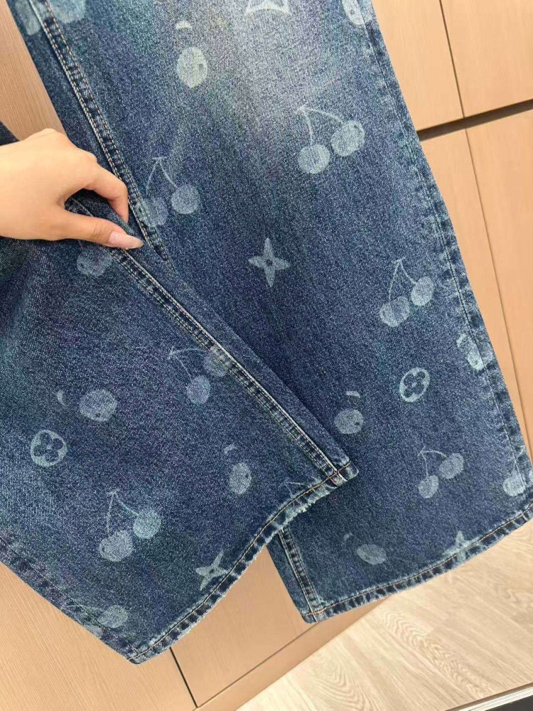 Джинсы женские фото 5