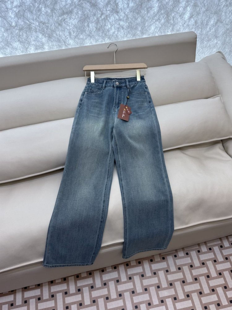 Джинсы женские фото 5