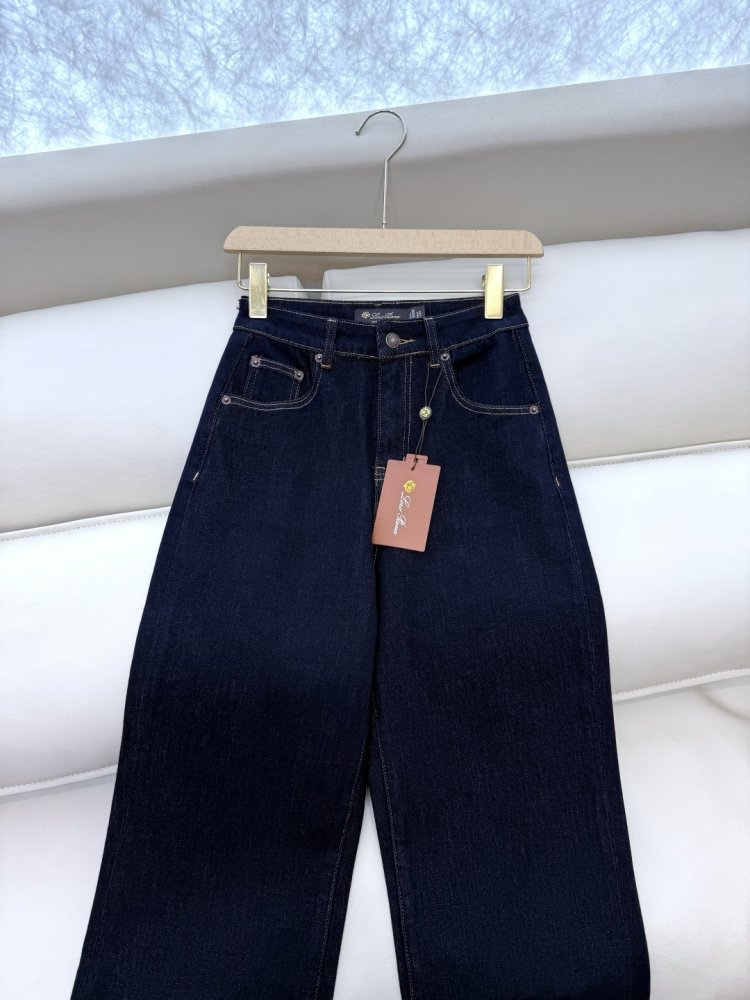 Джинсы женские фото 5