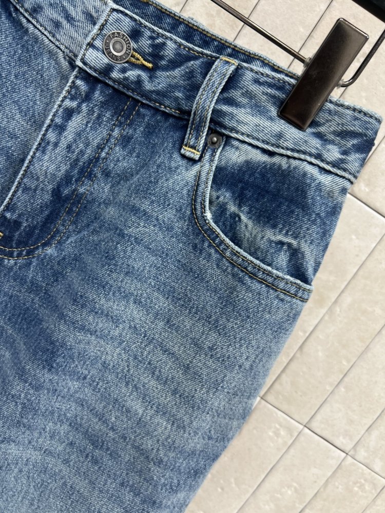 Джинсы женские фото 5