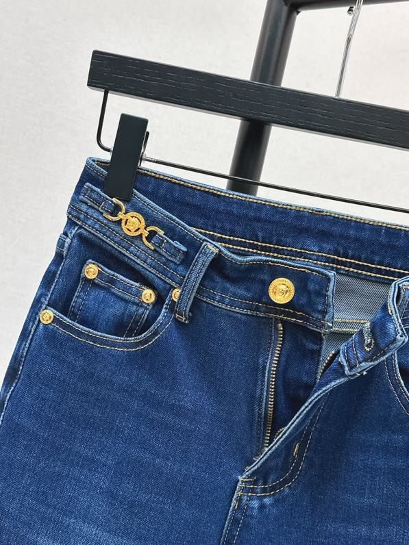 Джинсы женские фото 5