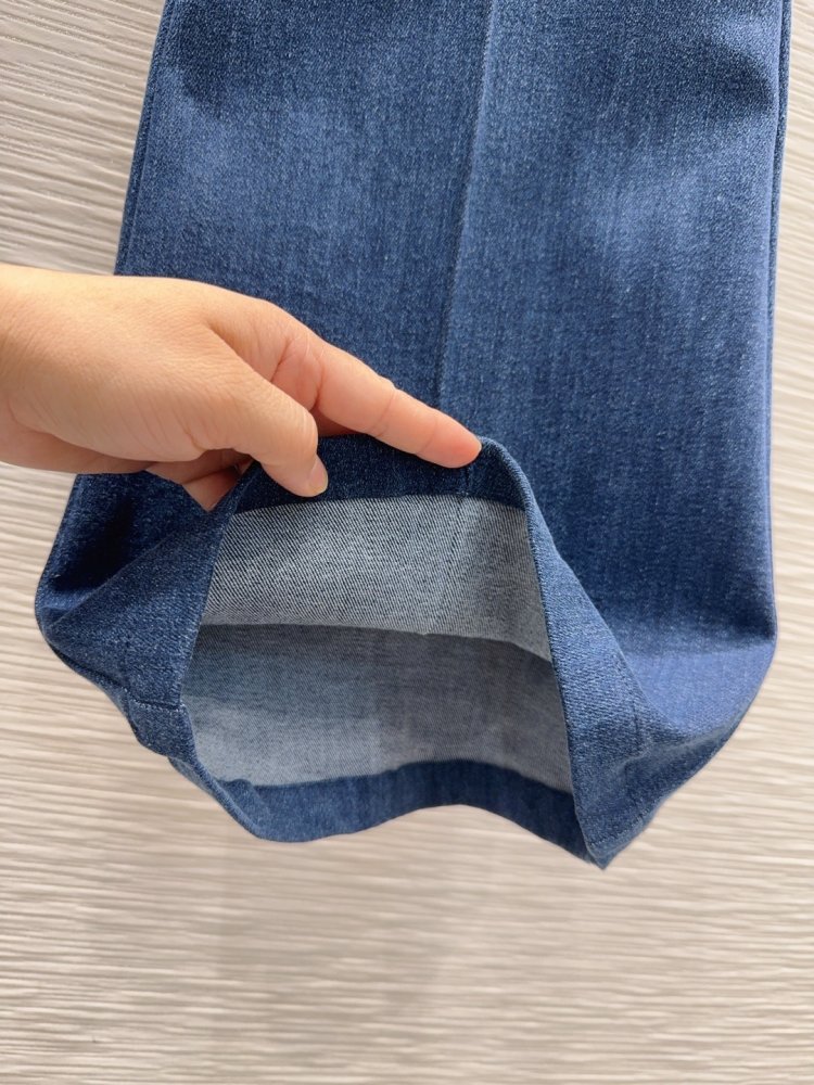 Джинси жіночі фото 5