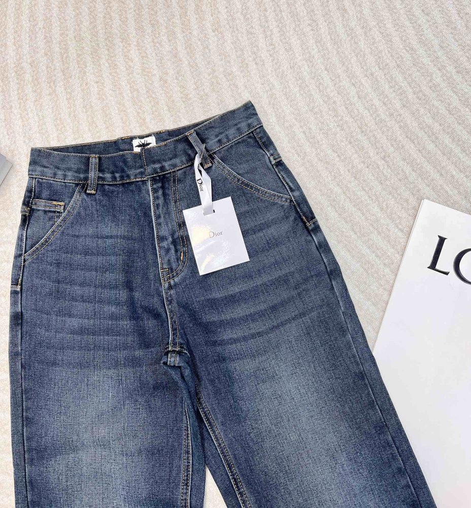 Джинсы женские фото 5