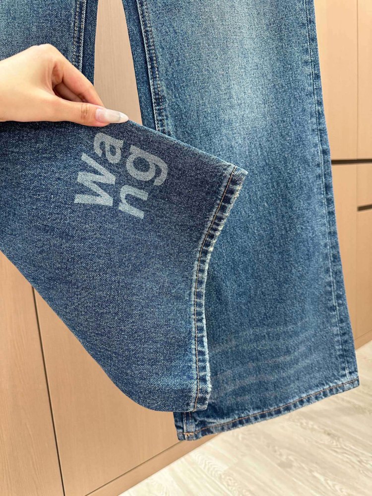 Джинсы женские фото 5