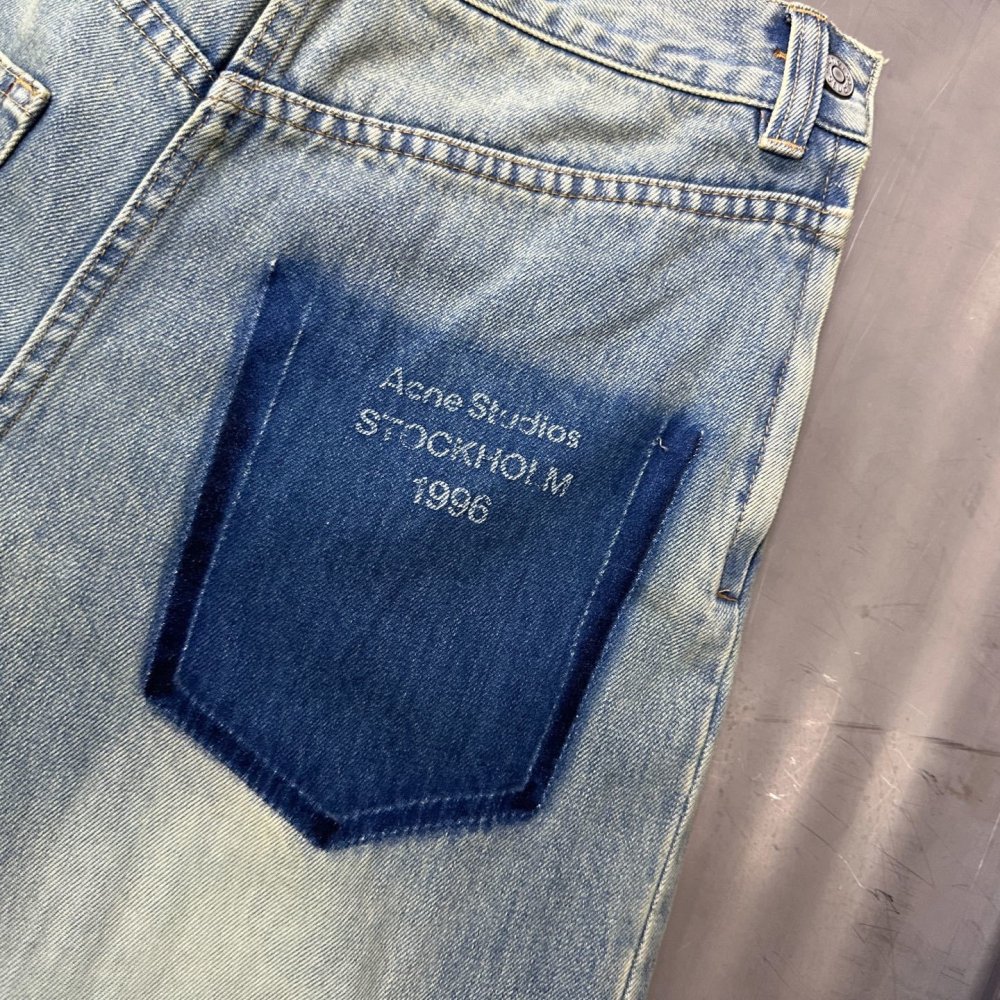 Джинсы женские фото 5