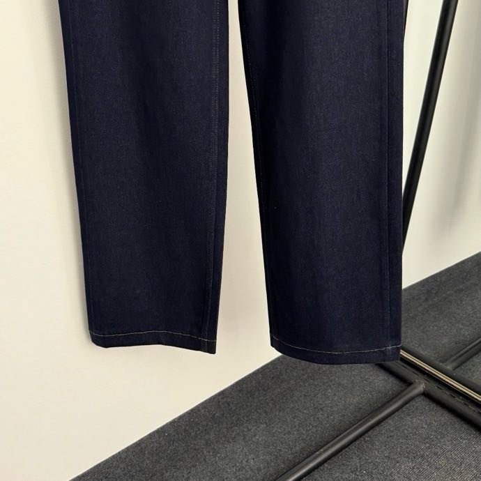 Джинсы женские фото 5